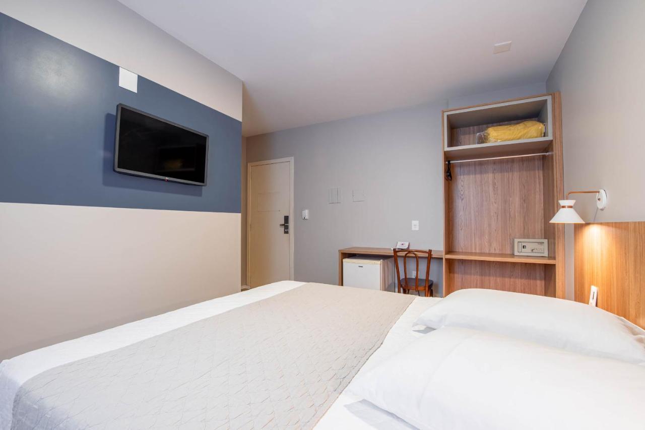 Hotel Italia Balneário Camboriú Esterno foto