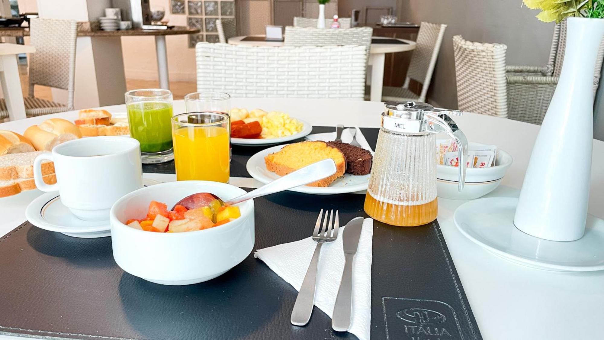Hotel Italia Balneário Camboriú Esterno foto