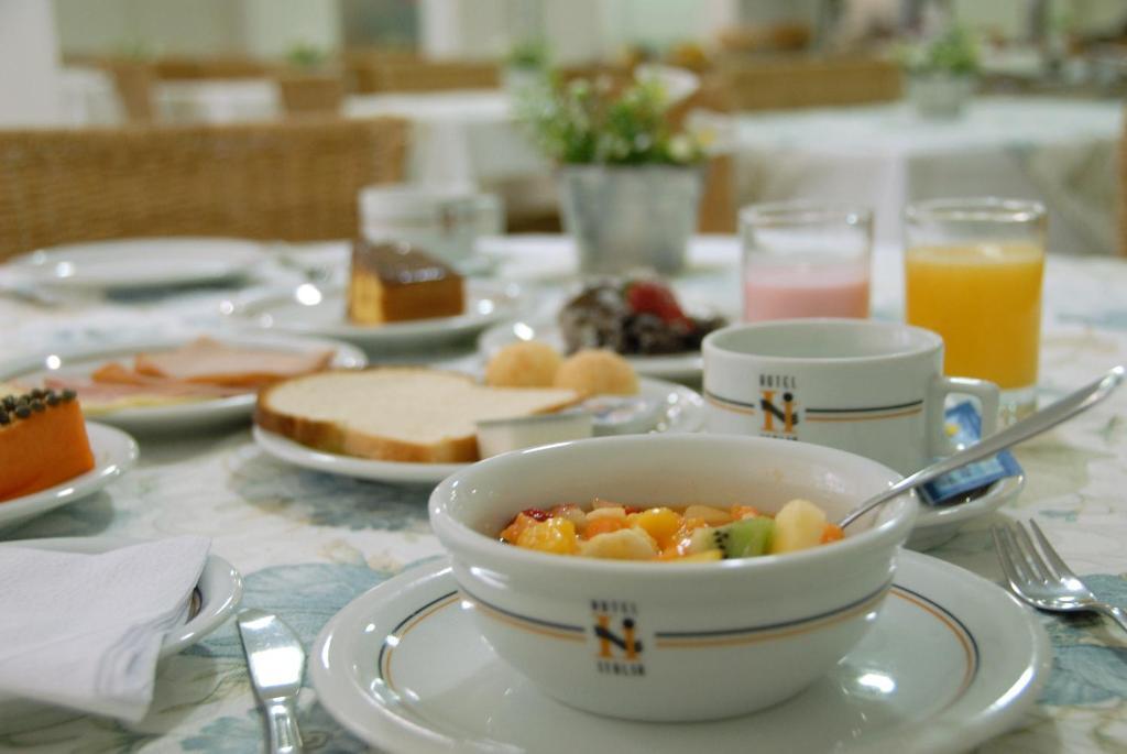 Hotel Italia Balneário Camboriú Esterno foto